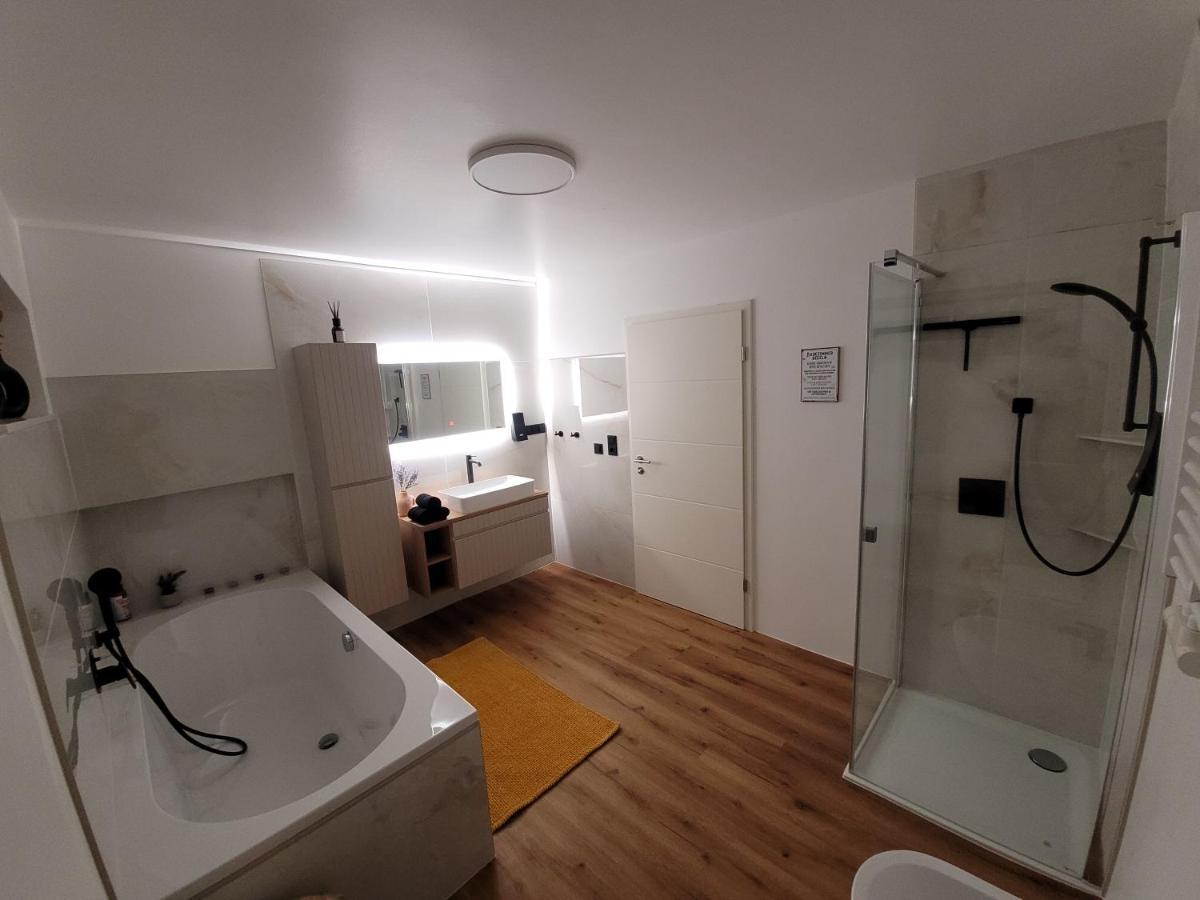 Ferienwohnung Nachtigall 2 Bad Hersfeld Esterno foto